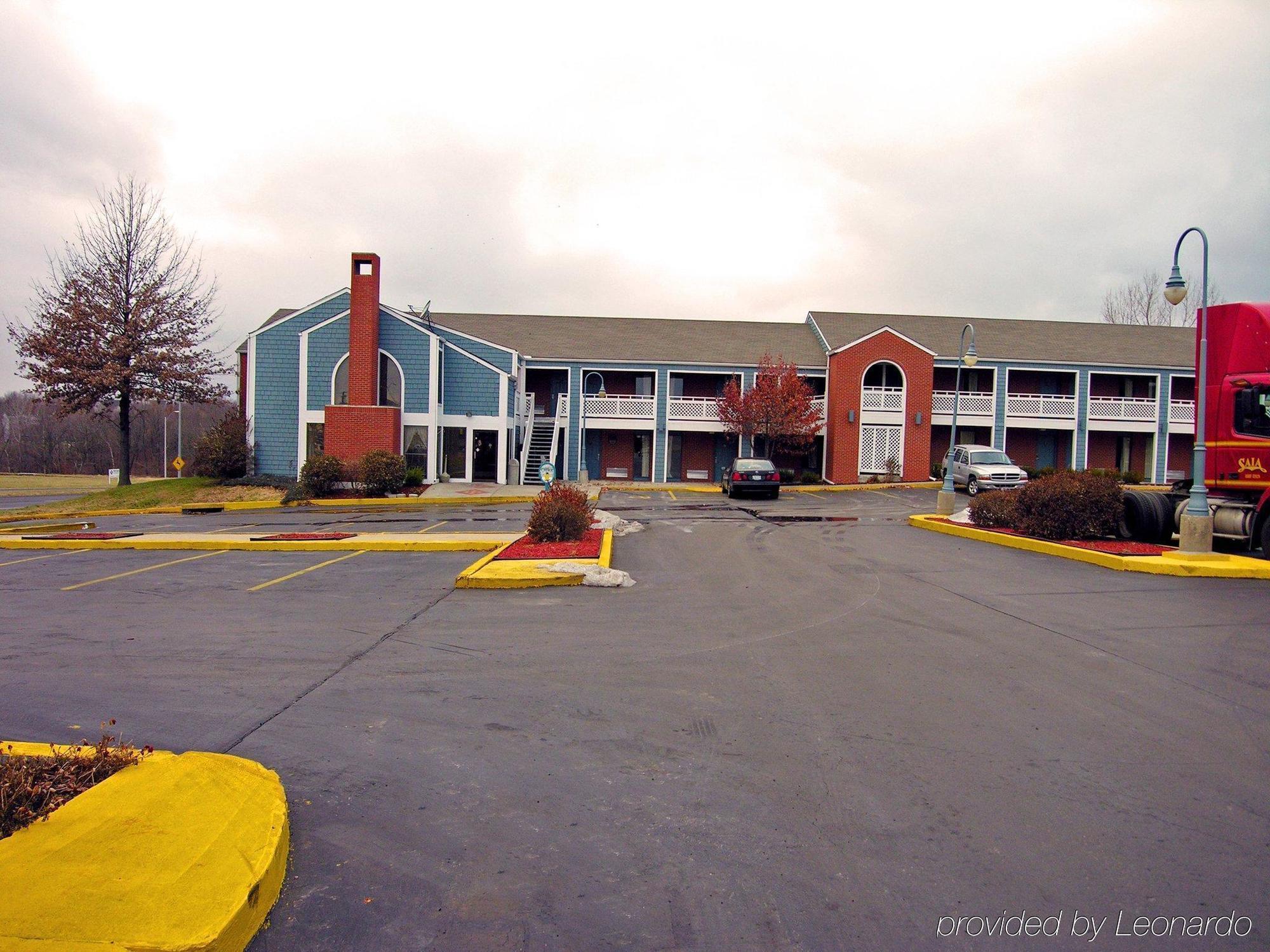 Days Inn Kansas City-Worlds Of Fun Dış mekan fotoğraf